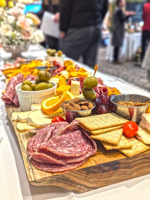 IMG: Download Catering Menu
Download Wedding Menu
